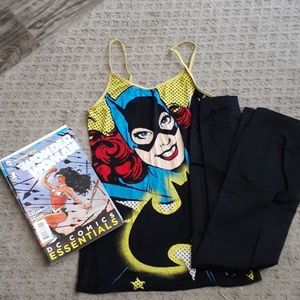 SET - DC Comics Bat Girl PJ Top + Extras